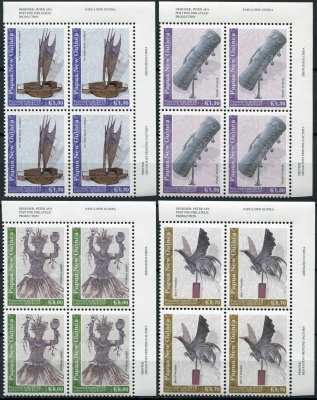 Папуа Новая Гвинея. 2013. Искусство аборигенов. Правый верхний угол (Серия Квартблоков. MNH OG)
