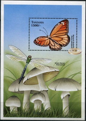 Танзания. 1999. Бабочка Данаида монарх [Danaus plexippus] (Блок. MNH OG)