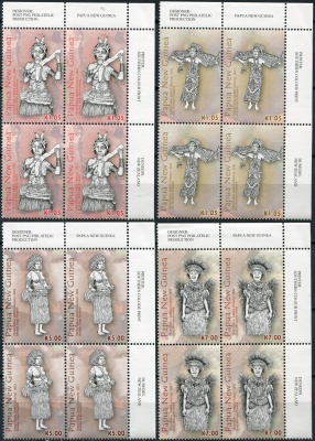 Папуа Новая Гвинея. 2011. Танец победы. Правый верхний угол (Квартблок. MNH OG)