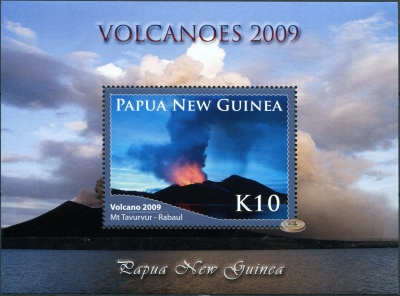 Папуа Новая Гвинея. 2009. Вулканы (Блок. MNH OG)
