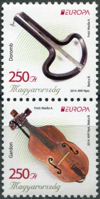 Венгрия. 2014. Национальные музыкальные инструменты (I) (Сцепка. MNH OG)