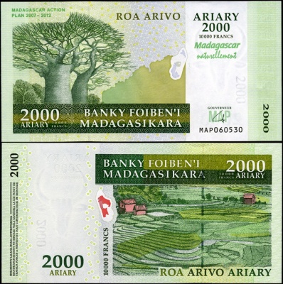 Мадагаскар. 2000 ариари (Unc) 2007