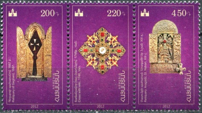 Армения. 2012. Религиозные сокровища Эчмиадзина (Сцепка. MNH OG)