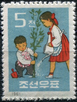 КНДР. 1961. Жизнь ребенка (Почтовая марка. MNH)