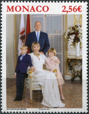 Монако. 2021. Официальная семейная фотография княжеской семьи (Почтовая марка. MNH OG)