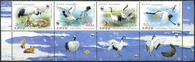КНДР. 2014. Японский журавль (Grus japonensis) (V) (Сцепка. MNH OG)
