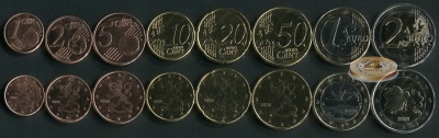 Финляндия. Набор евро (8 монет. 2 биметалла) 2009