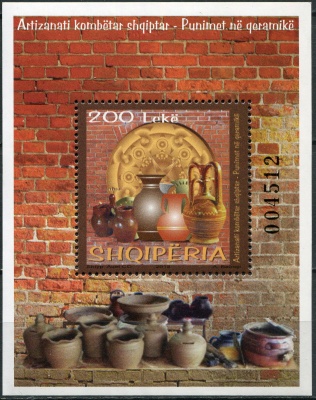 Албания. 2015. Керамические сосуды (Почтовый блок. MNH OG)