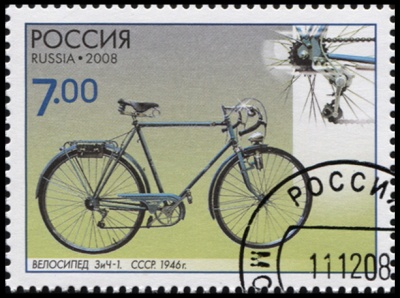 Россия. 2008. Велосипед ЗиЧ-1. СССР. 1946 год (Почтовая марка. CTO Гашеная)